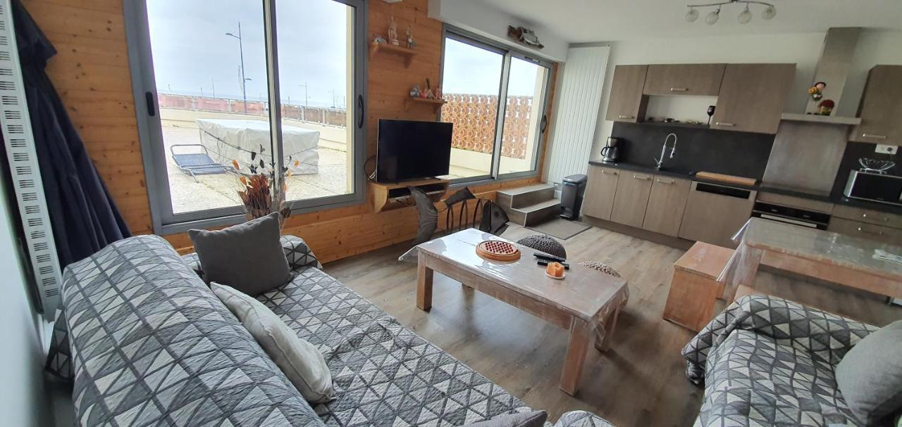 Appartement Vue Sur Mer Et Port Grandcamp-Maisy Ngoại thất bức ảnh