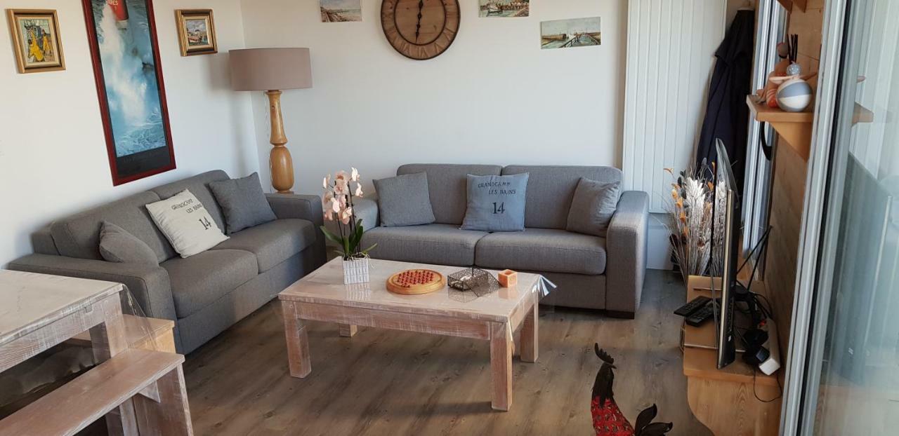 Appartement Vue Sur Mer Et Port Grandcamp-Maisy Ngoại thất bức ảnh
